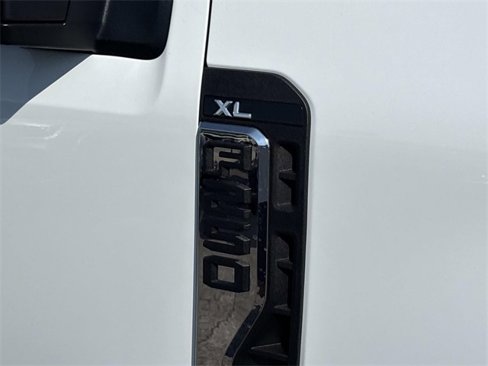 New 2026 Ford F250 XL image 10