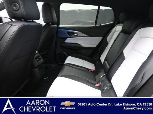 New 2026 Chevrolet Equinox EV LT image 25