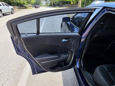 Used 2014 Dodge Charger SE image 71