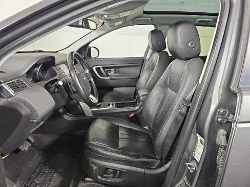 Used 2018 Land Rover Discovery Sport HSE image 3