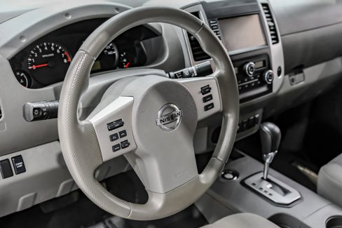Used 2021 Nissan Frontier SV w/ Midnight Edition Floor Mats image 29