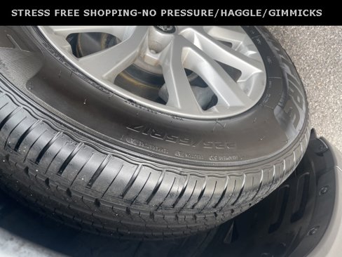 Used 2018 Nissan Rogue SV w/ Premium Package image 13