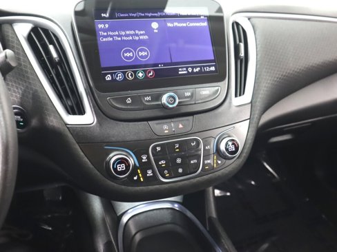 Used 2023 Chevrolet Malibu LT image 14
