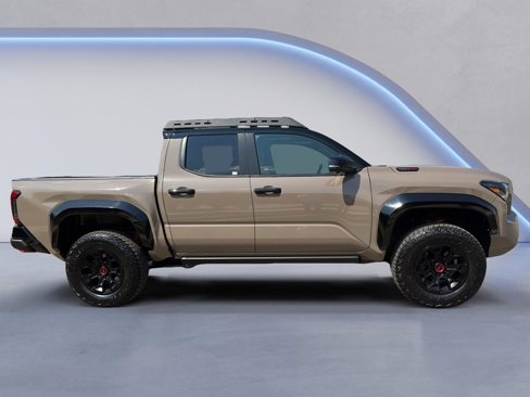 Used 2025 Toyota Tacoma TRD Pro image 4