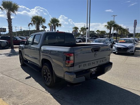 New 2026 Nissan Frontier SV image 4