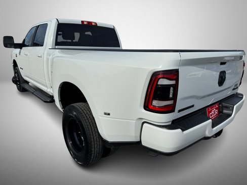 Used 2024 RAM 3500 Big Horn w/ Night Edition image 4