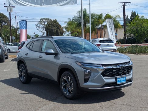 New 2026 Chevrolet Trax LT w/ Driver Confidence Package image 7