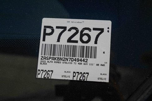 Used 2022 Alfa Romeo Stelvio Veloce image 26