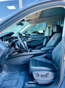 Used 2024 Audi Q8 e-tron Premium image 14
