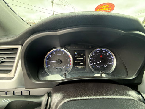 Used 2019 Toyota Highlander LE image 21
