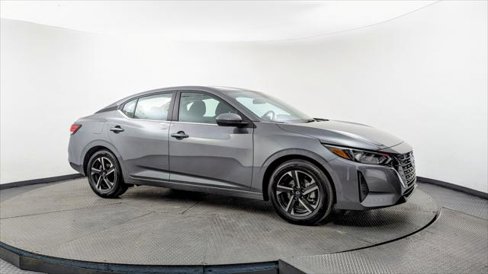 Used 2025 Nissan Sentra SV image 10