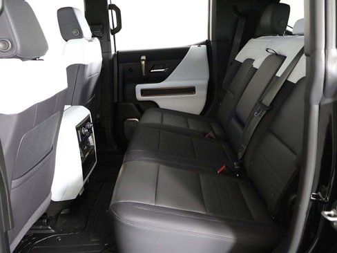 Used 2025 GMC Hummer EV 3X image 39