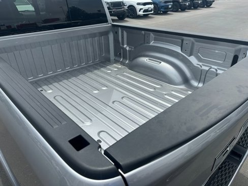 New 2025 RAM 1500 4x4 Crew Cab image 14