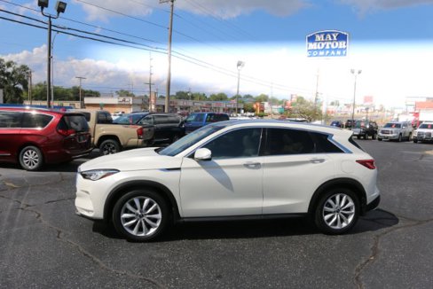 Used 2019 INFINITI QX50 Essential w/ Premium Heat Package image 2