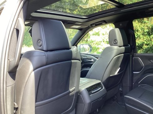Used 2023 Cadillac Escalade Premium Luxury w/ LPO, Radiant Package image 13