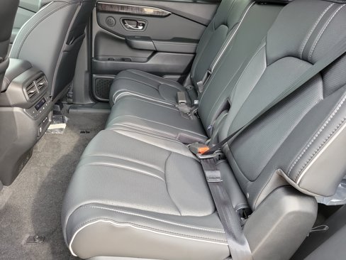 New 2025 Honda Pilot Elite image 18