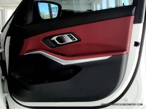 Used 2023 BMW 330i Sedan w/ M Sport Package image 27