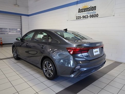 Used 2024 Kia Forte LXS image 11