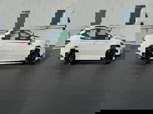 New 2026 Toyota Camry SE image 1
