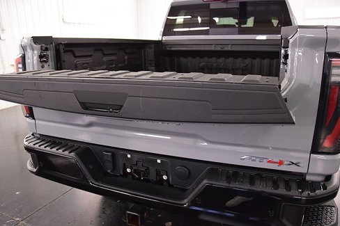 Used 2024 GMC Sierra 2500 AT4X image 7