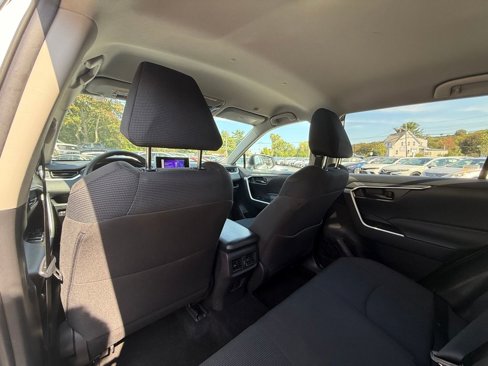 Used 2024 Toyota RAV4 LE image 16