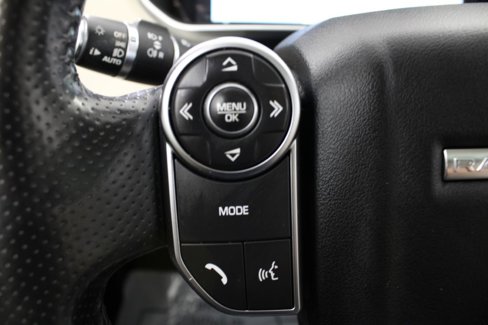 Used 2017 Land Rover Range Rover Sport HSE image 39