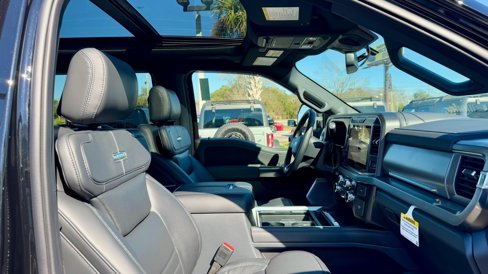 New 2025 Ford F250 Platinum image 16