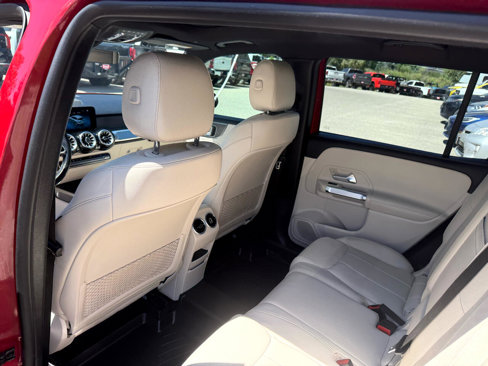 Used 2023 Mercedes-Benz GLB 250 4MATIC image 12