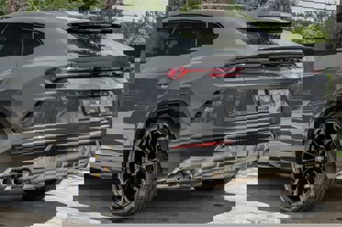 Used 2022 Lamborghini Urus image 5