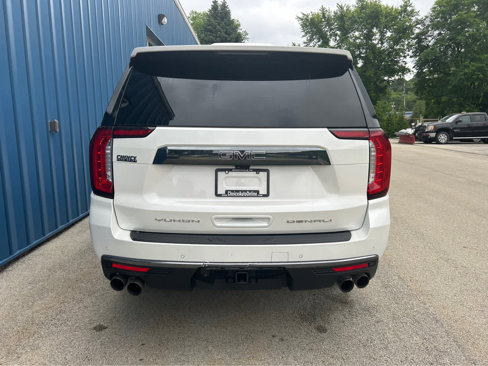 Used 2023 GMC Yukon XL Denali Ultimate w/ LPO, Floor Liner Package image 14