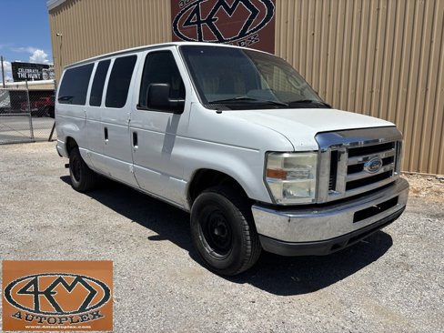 Used 2010 Ford E-350 and Econoline 350 Super Duty Wagon image 1