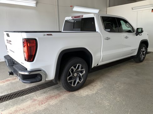 New 2026 GMC Sierra 1500 SLT w/ SLT Convenience Package image 6
