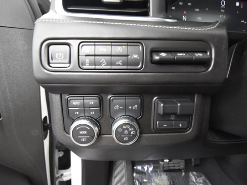 Used 2023 GMC Yukon Denali Ultimate image 35