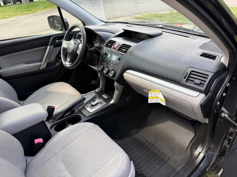 Used 2015 Subaru Forester 2.5i Limited image 11