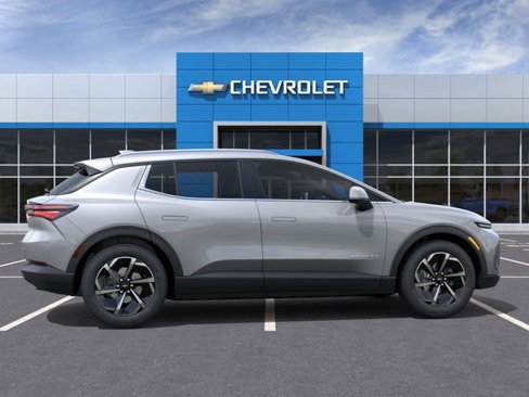 New 2026 Chevrolet Equinox EV LT image 5