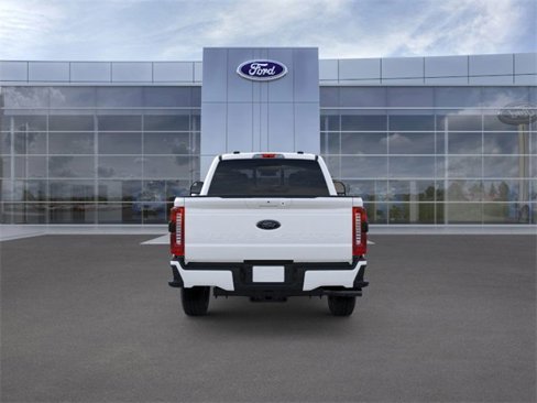 New 2025 Ford F250 4x4 Crew Cab Super Duty image 5