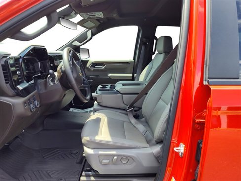 Used 2024 Chevrolet Silverado 1500 LT image 14
