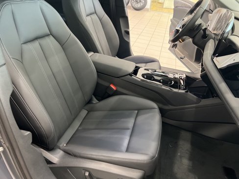 New 2025 Audi A6 e-tron Premium Plus image 21