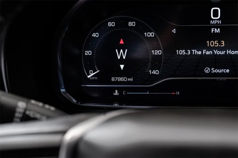 Used 2022 GMC Yukon XL SLT w/ SLT Luxury Package image 16