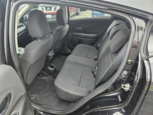 Used 2018 Honda HR-V LX image 12