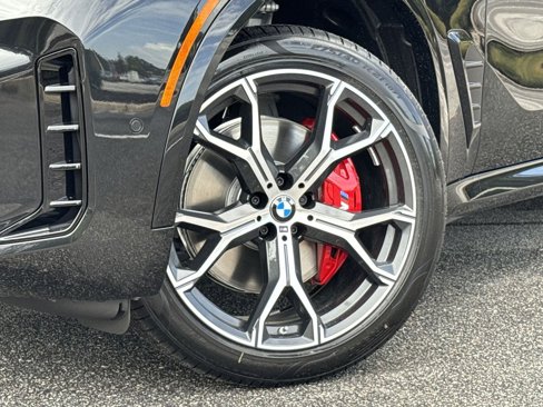 New 2026 BMW X5 xDrive40i w/ M Sport Package image 14