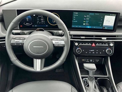 Certified 2025 Hyundai Tucson SEL image 17