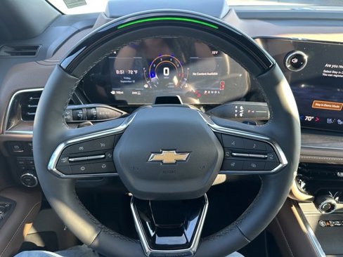 New 2026 Chevrolet Suburban High Country image 25