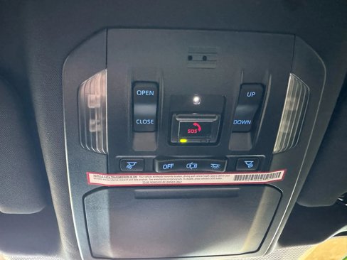 Used 2021 Toyota Highlander XSE image 17