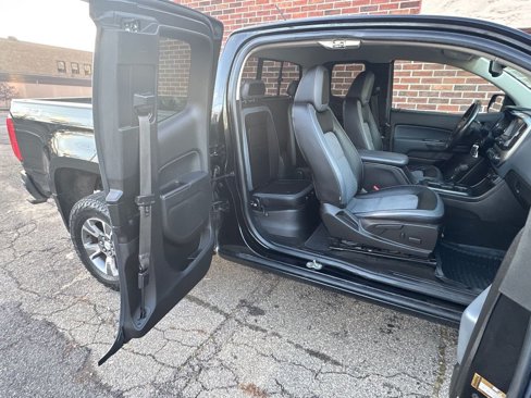 Used 2017 Chevrolet Colorado Z71 image 17