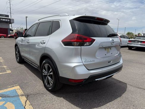 Used 2018 Nissan Rogue SL image 8