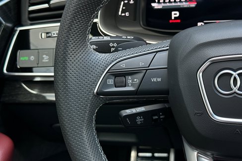 Used 2022 Audi SQ8 Premium Plus w/ Towing Package image 28