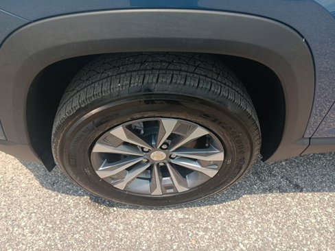 New 2026 Chevrolet Equinox LT w/ Convenience Package II image 5