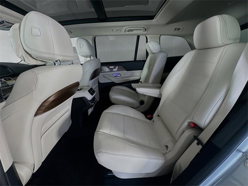 New 2026 Mercedes-Benz GLS 580 4MATIC image 25