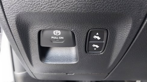 Used 2025 RAM 1500 Laramie image 30
